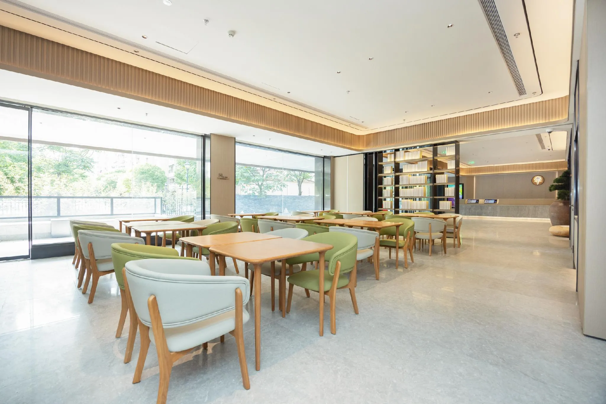 Ji Hotel Shanghai Qiantan Yongtai Road