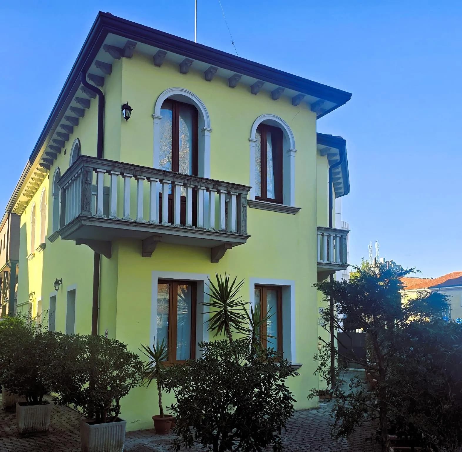 Marconi Lodge