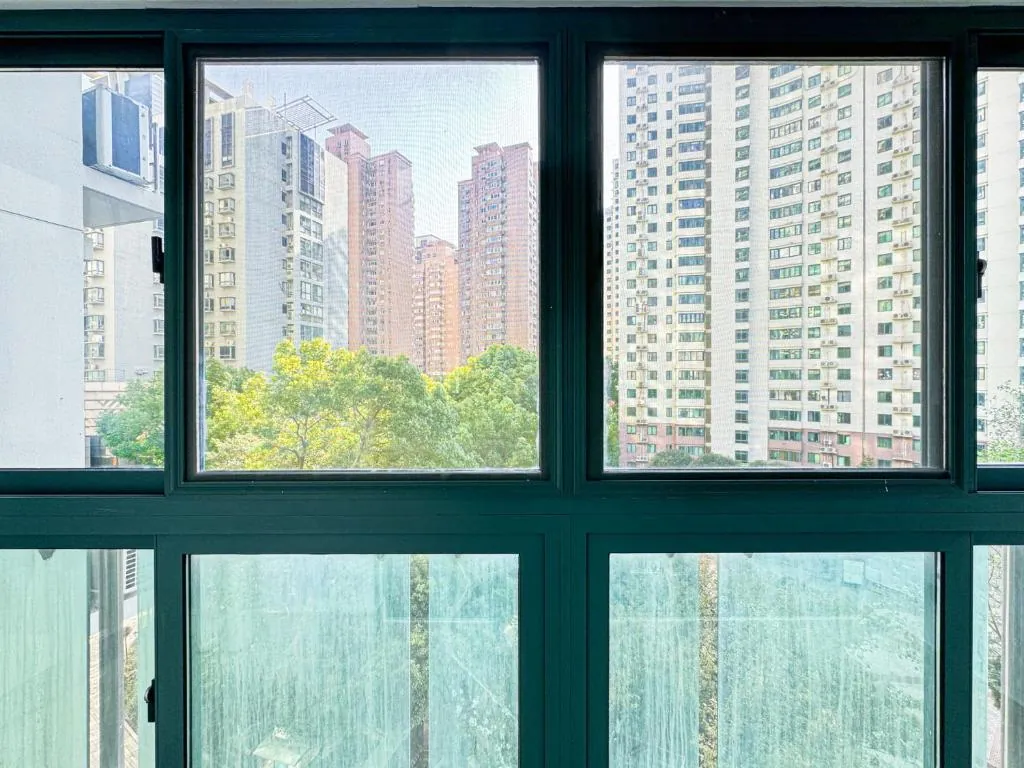 Shanghai Tyms 3Bedroom &2BathroomAPT Near Stadium