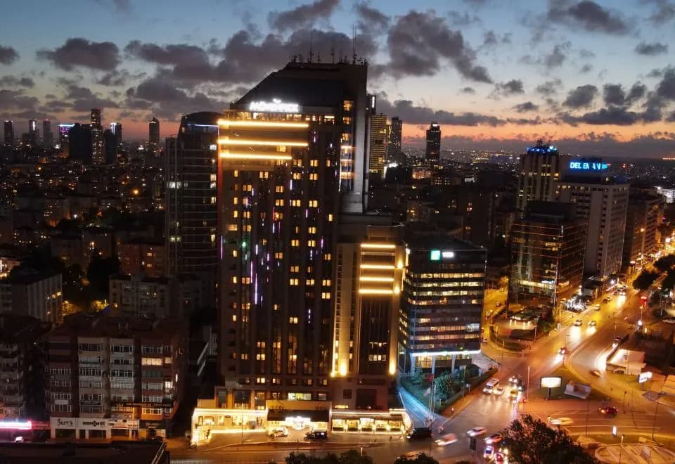 Mövenpick Hotel Istanbul Bosphorus