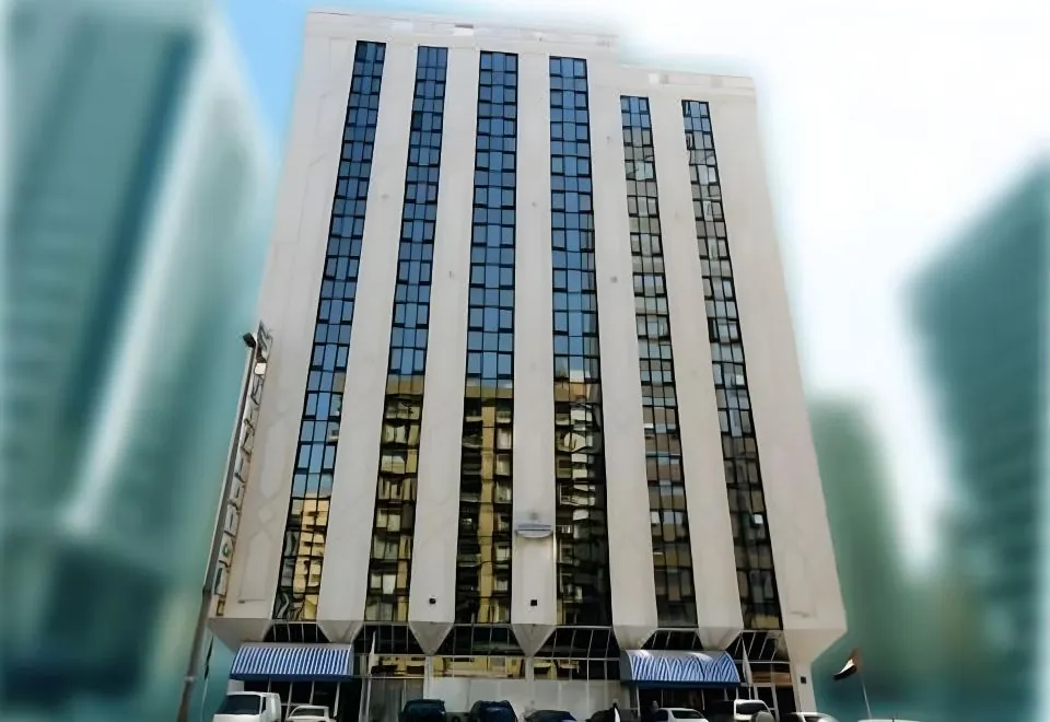 Emirates Plaza Hotel