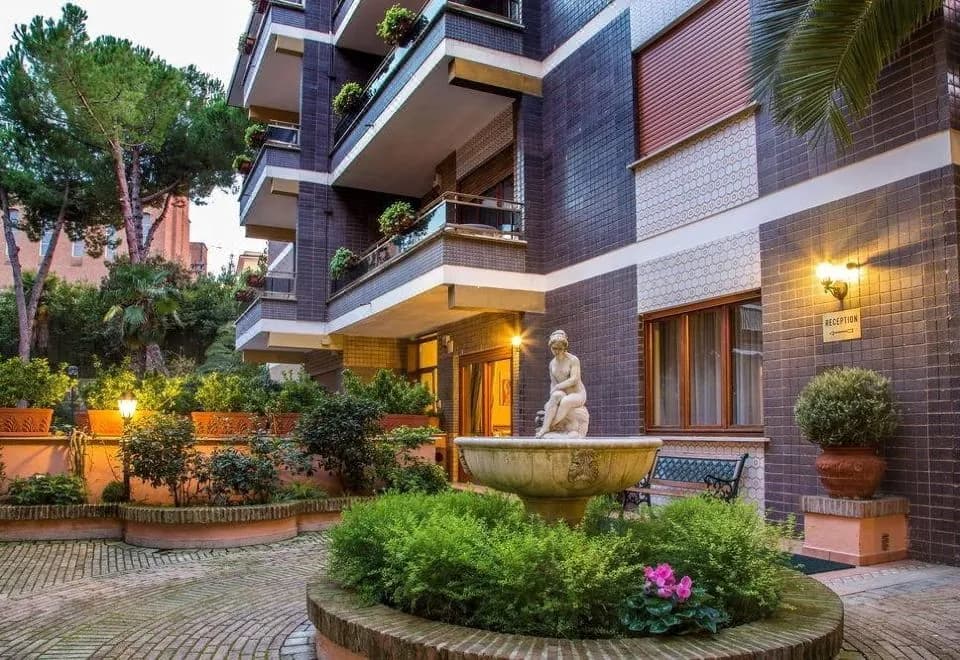 Aurelia Residence