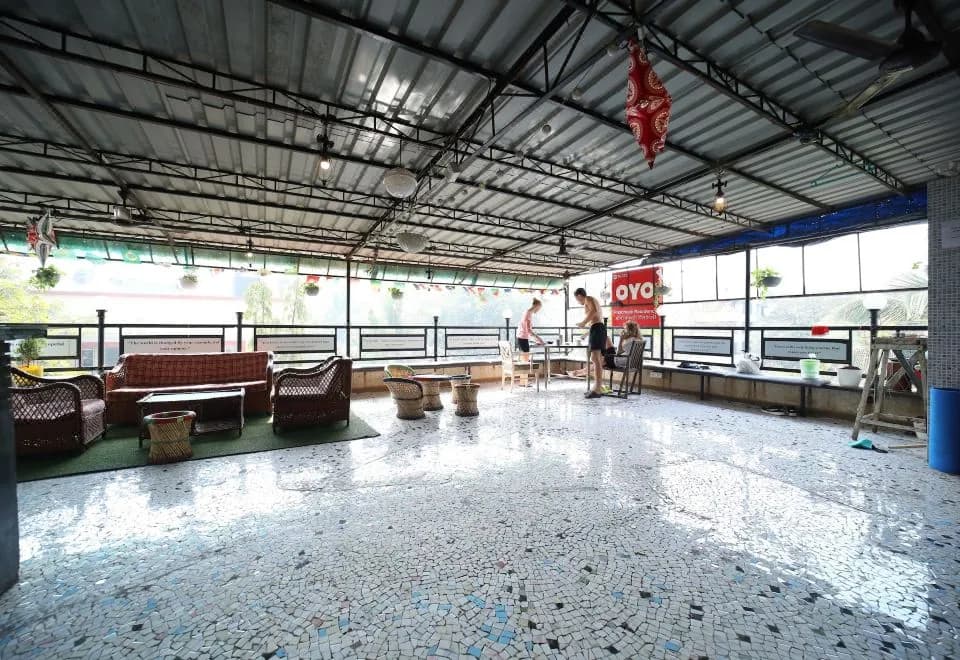 MAPLE SOCIAL HUBZ- HOSTEL