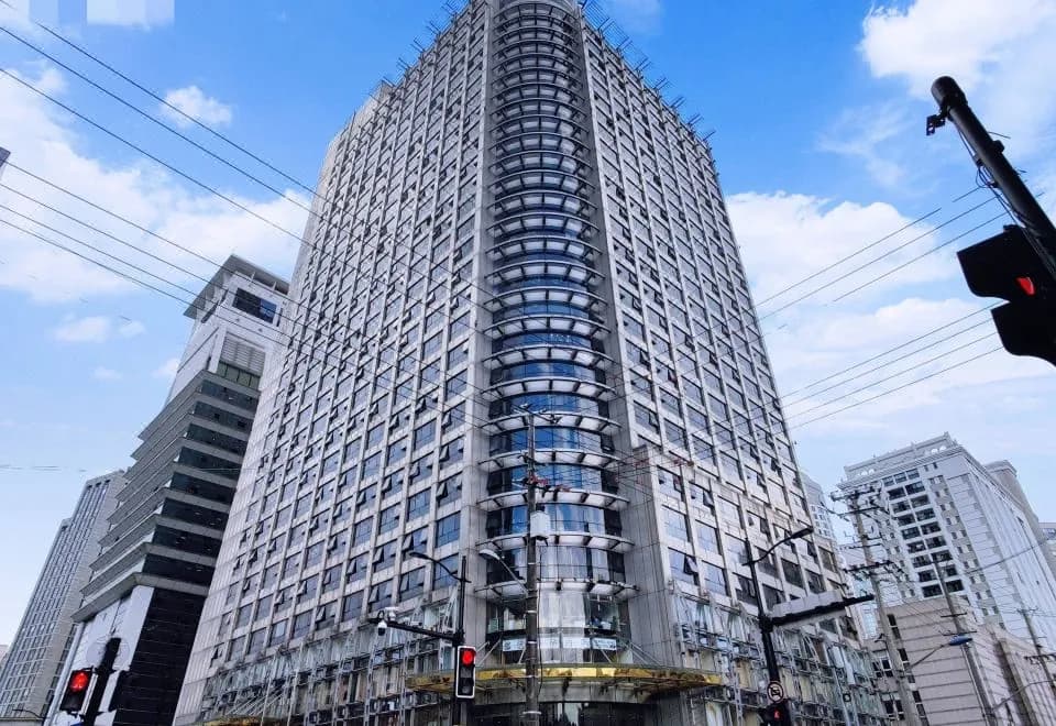 Shanghai Multiview Apartment