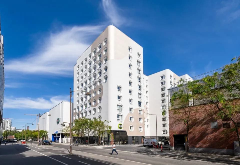 B&B HOTEL Paris Ivry Quai de Seine